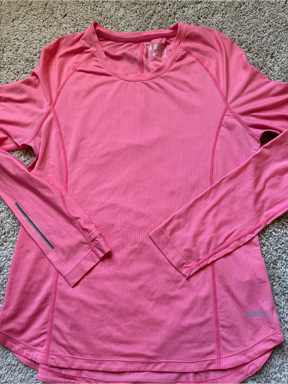 Women’s Long-Sleeve Performance Tee in Pink